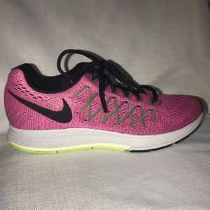 Nike Zoom Pegasus 32 shoes